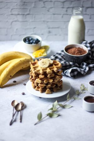 Présentation produit gaufres à la farine d'amande avec bananes