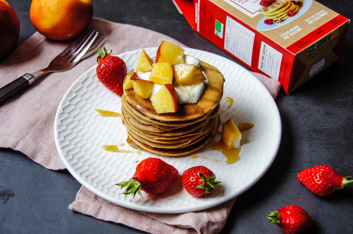Pancakes végan et fruits