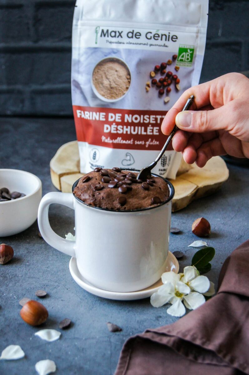 Mug cake protéiné keto farine de noisette