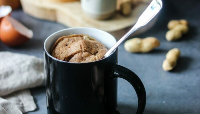 Recette de mug cake salé protéiné cacahuète et bacon