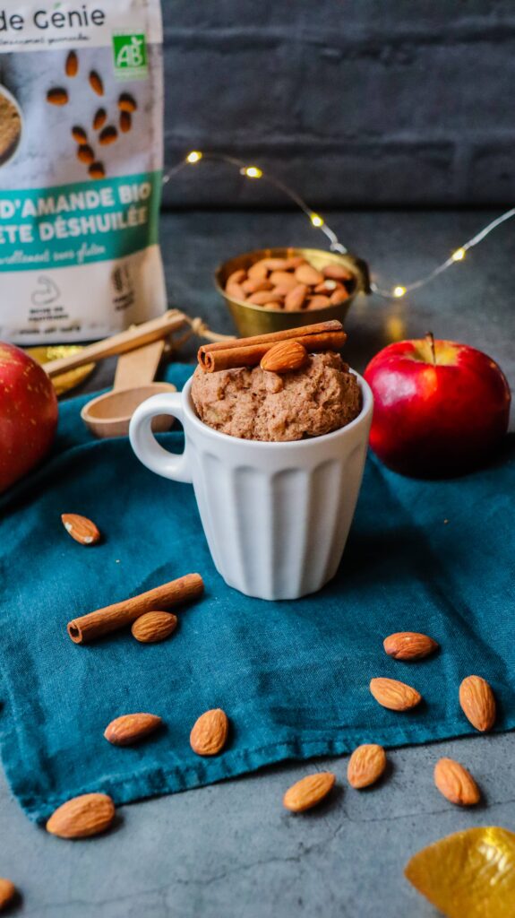 Mug cake pomme cannelle Farine d'amande