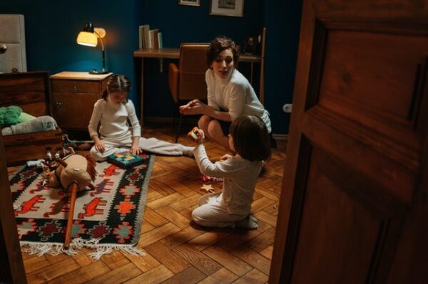 babysitting enfants jeu chambre