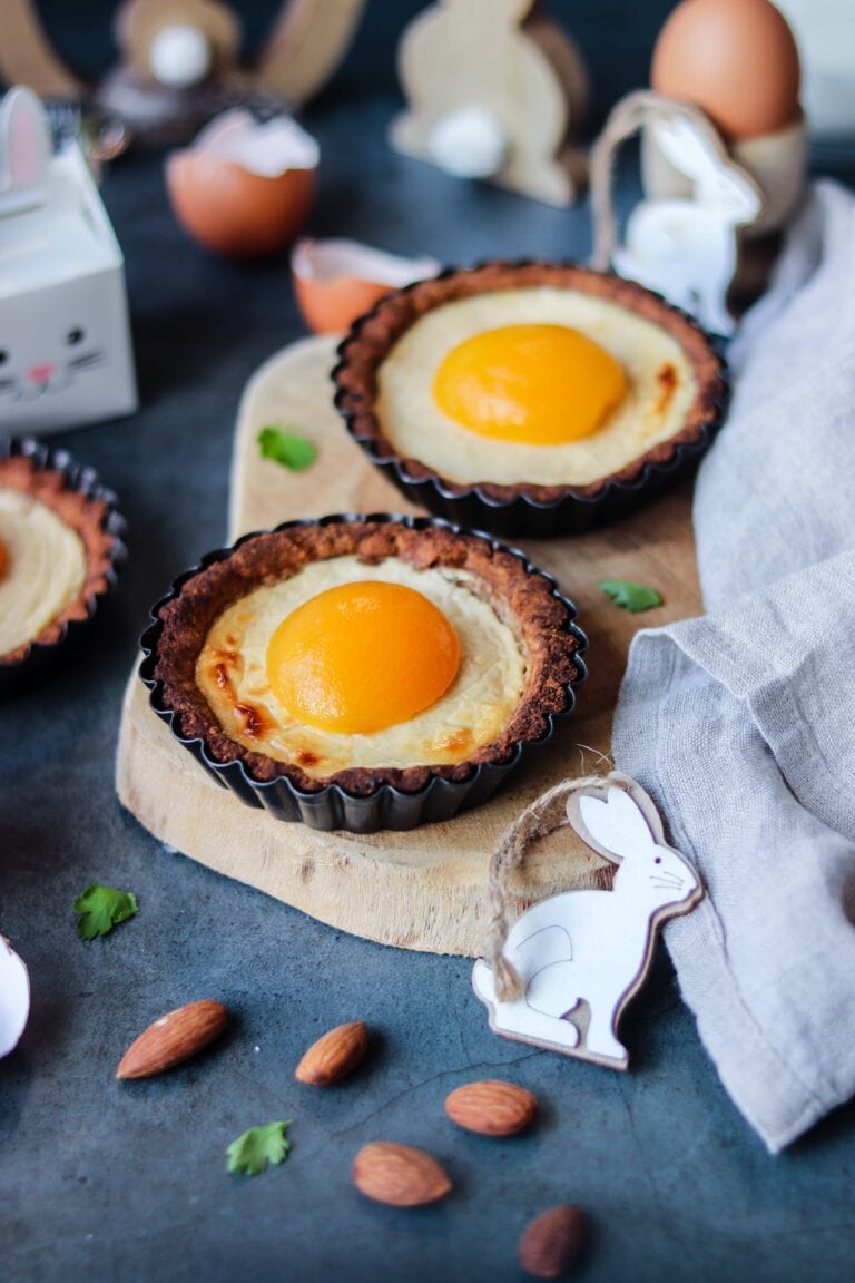 Tarte Farine d'amande Pâques - Oeufs sur le plat Max de Génie