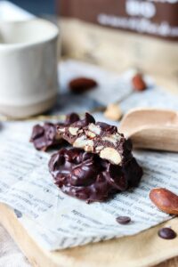 Clusters amandes et chocolat noir - 2