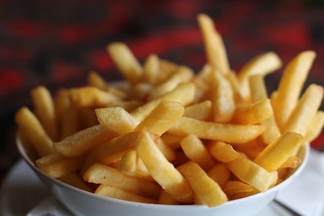 bol de frites - IG haut - Photo de Dzenina Lukac