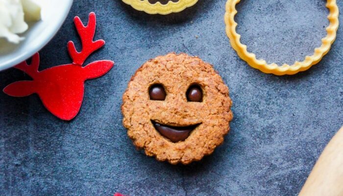 Recette de biscuits aux épices fourrés au chocolat