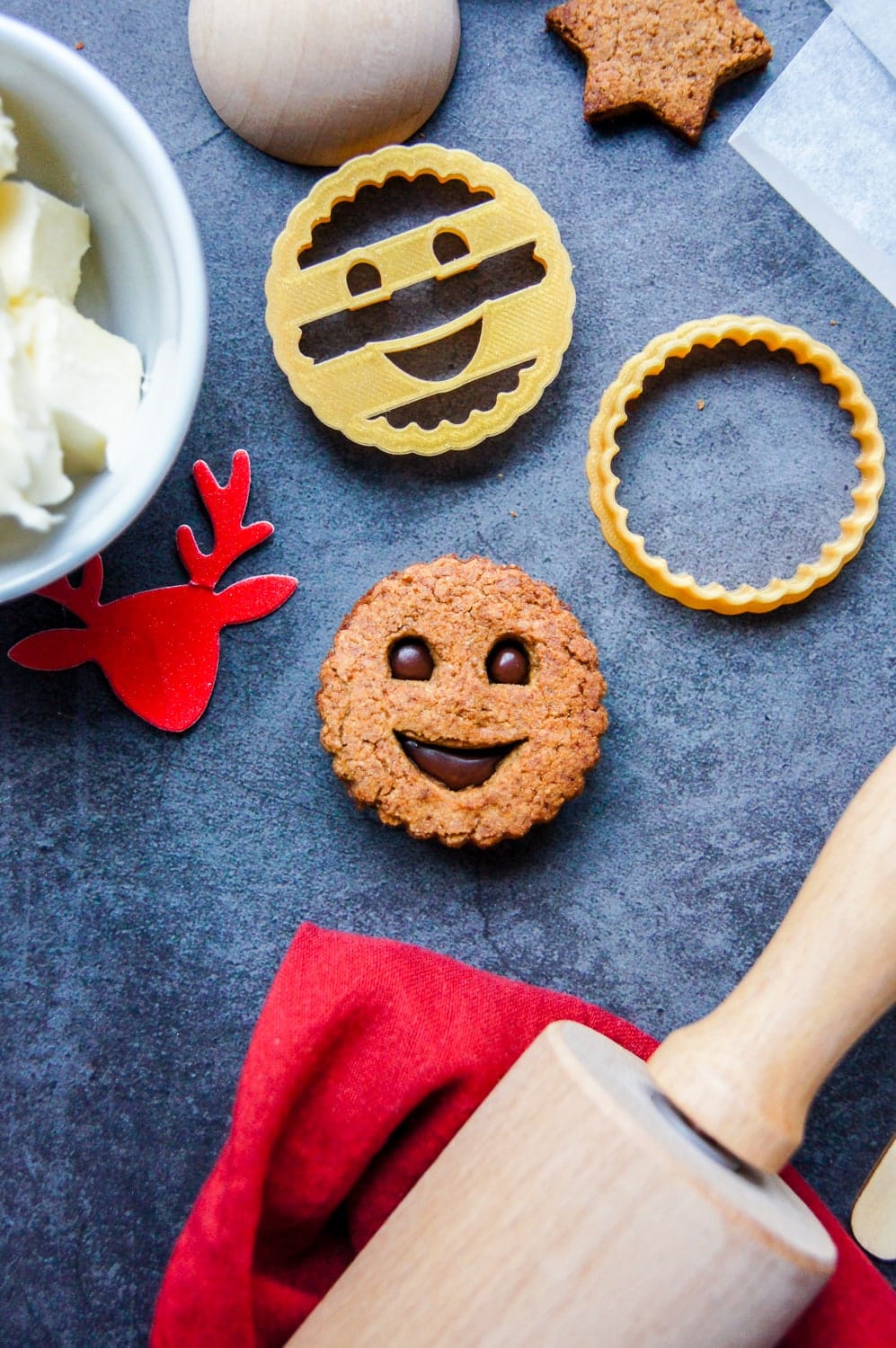 Biscuits aux épices fourrés choco