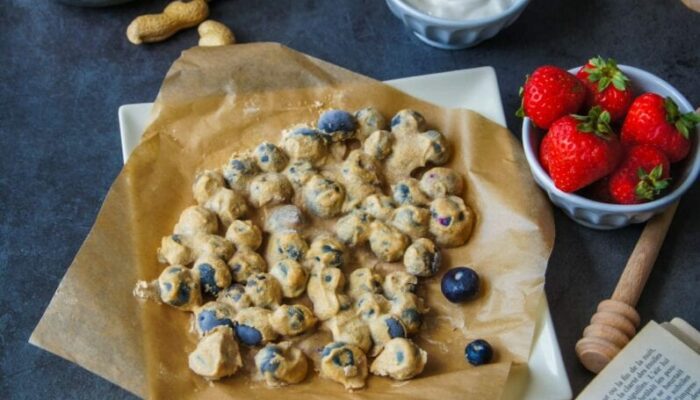 Recette de bouchées glacées fruits rouges – cacahuète