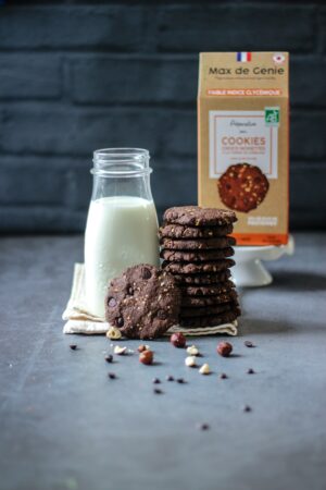 Pile de cookies chocolat noisette
