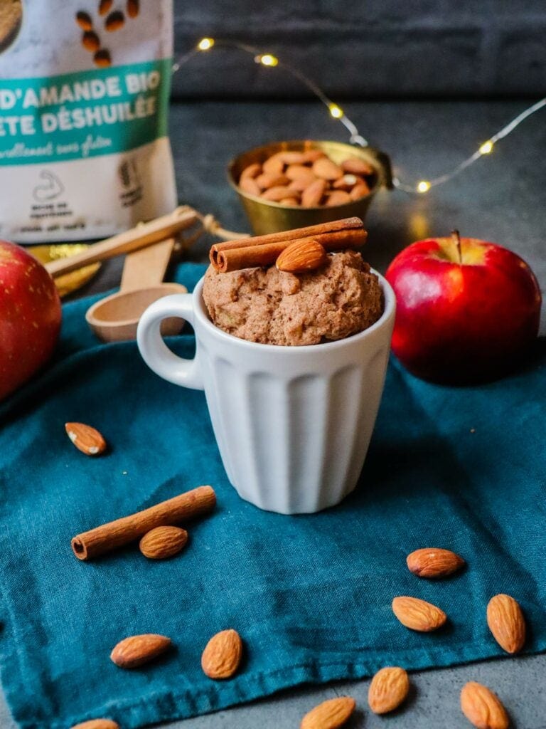 Mug cake pomme cannelle