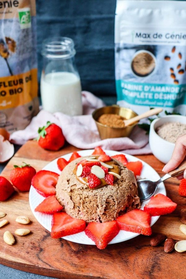 Bowl cake farine d_amande fraises